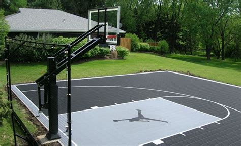 Dreamcourt .